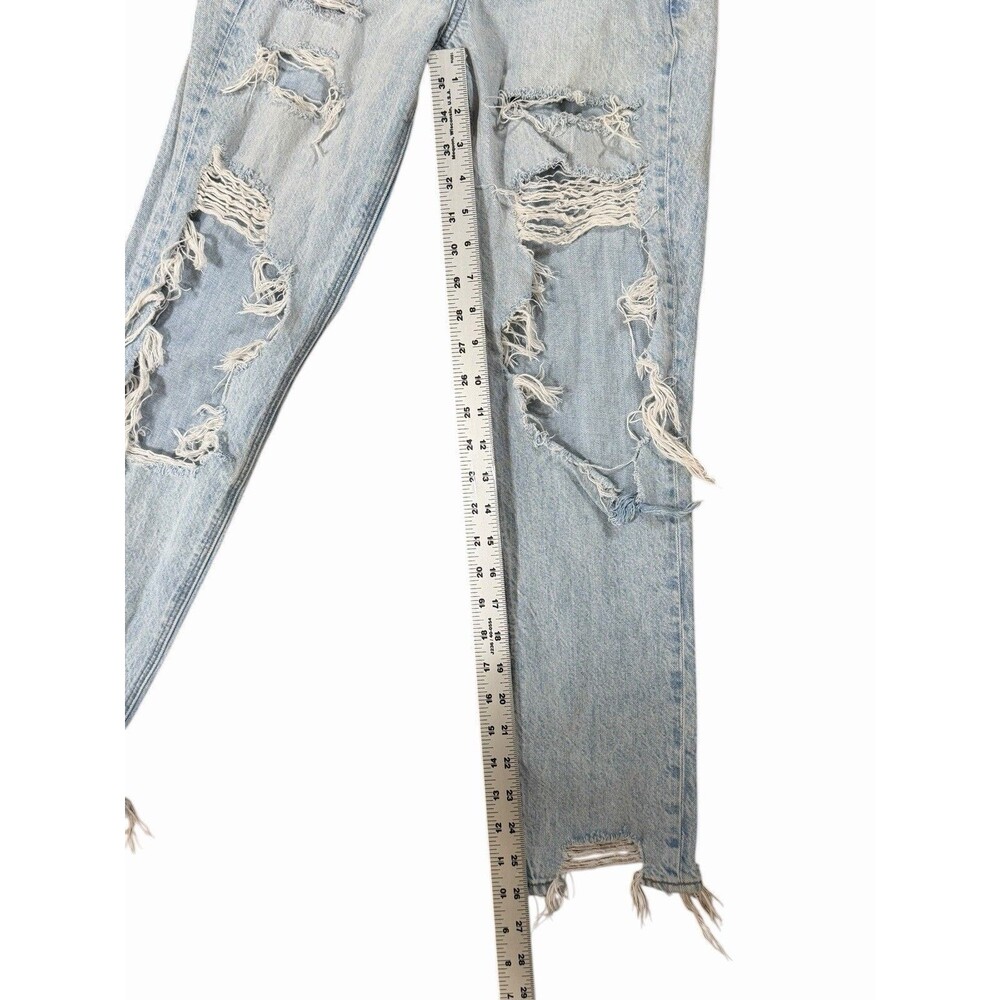 American Eagle Women’s Jeans, Distressed, Light Wash, Comfort Stretch, Size 00 - Picture 3 of 11